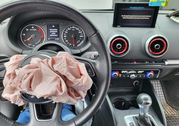 Audi A3 cena 32900 przebieg: 140000, rok produkcji 2018 z Garwolin małe 56